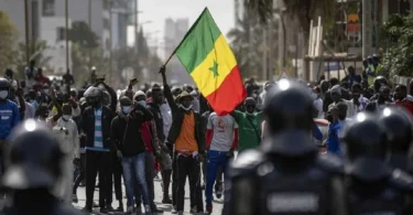 Sénégal : Suspension provisoire de l’internet mobile